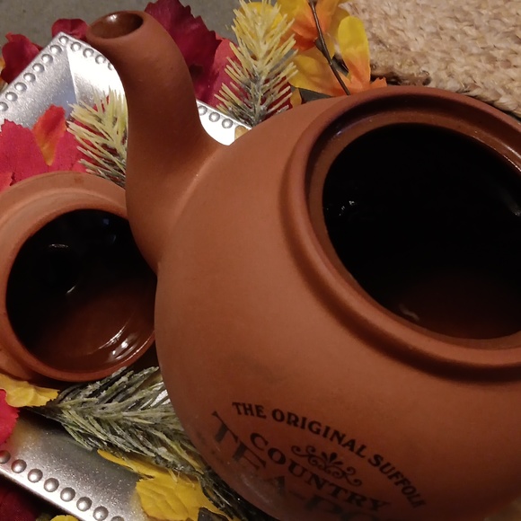 Original Suffolk Terra Cotta Henry Watson Teapot - Picture 4 of 5